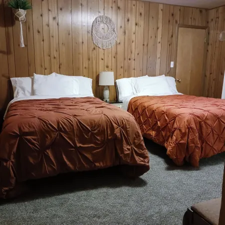 The Shopkeeper's Inn. Unique property with history, In the heart of Ely, Nv. Отели в г. Эли