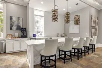 Landing Furnished Apartments Near Unf - Condos