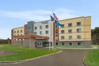 Fairfield Inn & Suites Traverse City Hotels in Traverse City