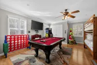 Twin Ponds Retreat-Pond/Hot Tub/Fire Pit/Game Room/Pet Friendly by RedAwning