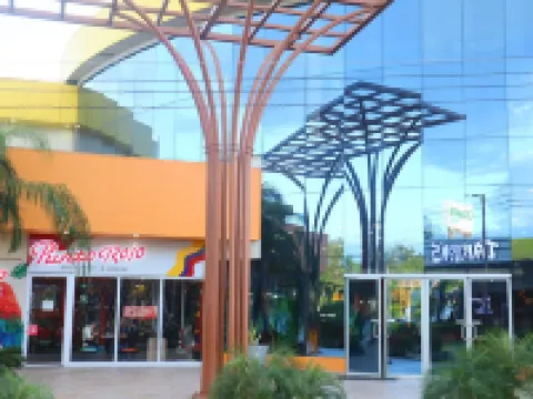 Relax in Convenience and Ease 酒店