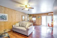 Murphysboro Retreat w/ Deck Near Kinkaid Lake!