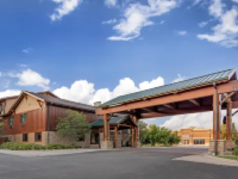 Best Western Plus Kelly Inn  Suites Hotels in Fargo