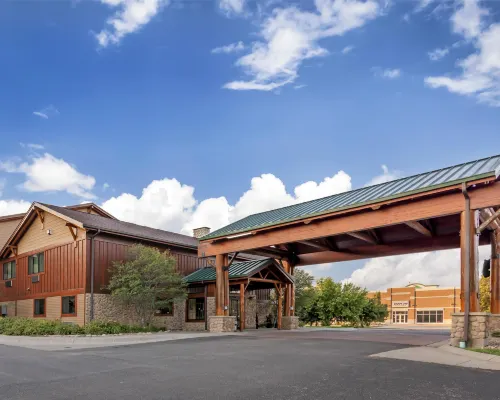 Best Western Plus Kelly Inn  Suites Hotels in Fargo