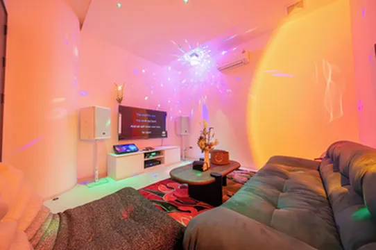 รูปภาพของพูลวิลล่า พร้อมสไลเดอร์ คาราโอเกะ ห้องครัว