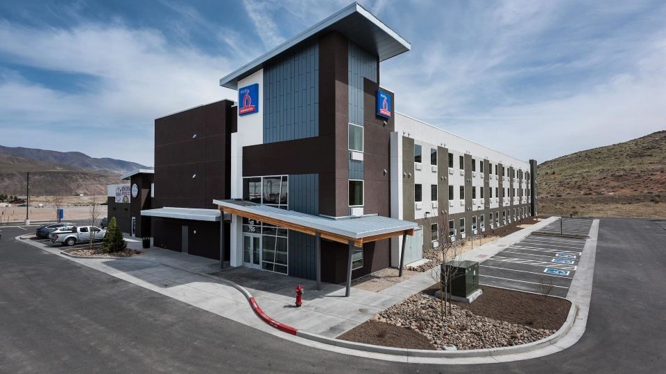 Studio 6 Mccarran, NV - Sparks - Tahoe - Reno Industrial Center