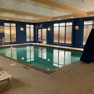 Hampton Inn & Suites McComb