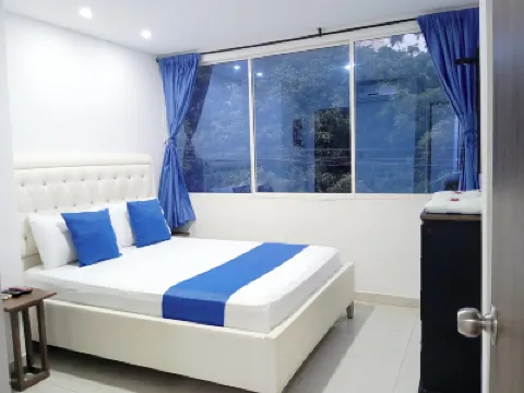 โรงแรมชาลอมอินน์ โรงแรมใน