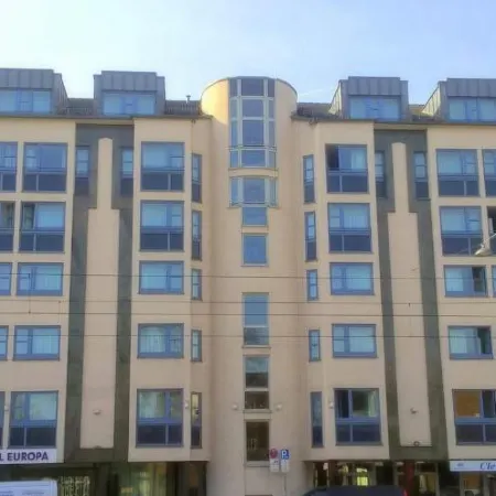 Hotel Europa Отели рядом с достопримечательностью «Станция метро Maillingerstraße»