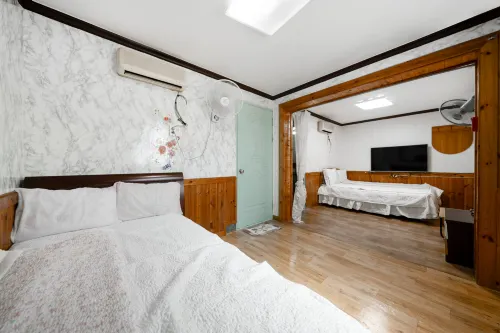 Boryeong (Daecheon) Hayan Motel