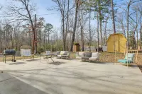 Meech Legacy House Southern Charm & Cozy Comfort - 2-Star