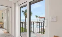 Peaceful Beachfront Getaway