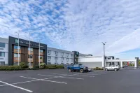 Quality Inn Lexington -Horse Park - parking