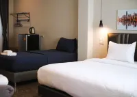 Atta Hotel Surin - 2 Sao