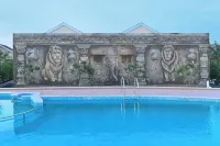 Enrise By Sayaji Junagadh - Pools