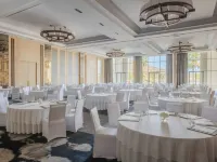 Jumeirah Muscat Bay Hotels near Muscat City Centre