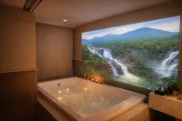 Dragonfly Hotel- the Art Hotel - Romantic