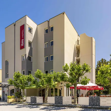 Ibis Sion