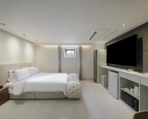 Ignis Drive in Motel Jeju Hotels near Geumsungdang
