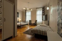 Casa Balcescu - Bãi đậu xe