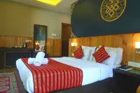 Hotel Center Point