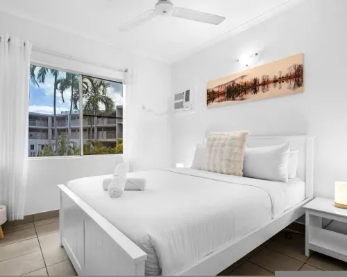 Bright Cozy Apartment Central - Modern Hotels in Millner