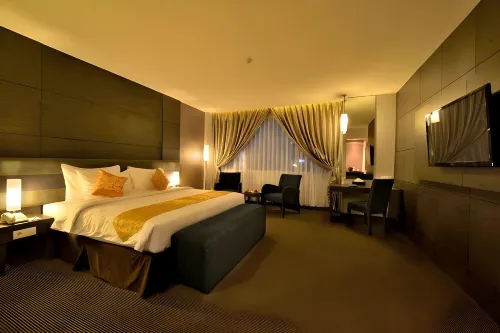 Tjokro Hotel Pekanbaru - parking