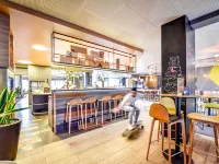 Novotel Bordeaux Lac Hotels near Bordeaux-Lac