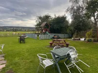 Rose & Crown Hotel di 