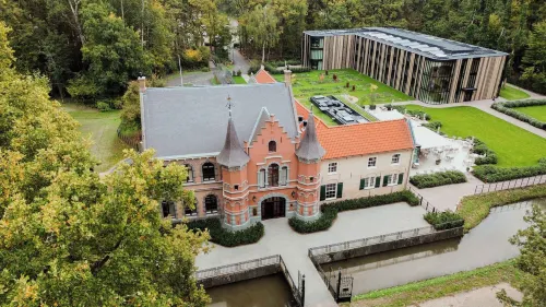 Kasteel Steenenburg - С тренажерным залом