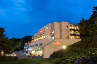 Petro Hotel - Wifi