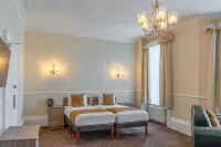 Clifton Hotel Отели в г. 