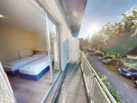 Tunici Team Hotel Hotels near بيلشتات