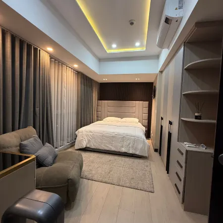 Executive Suites 4 Bedroom Condo Uptown Parksuites BGC