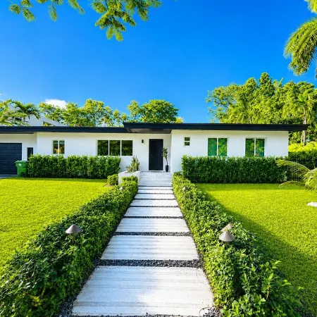 Brickell Miami Luxury Villa - 5 Suites with Private Bathrooms - Pool & Hot Tub