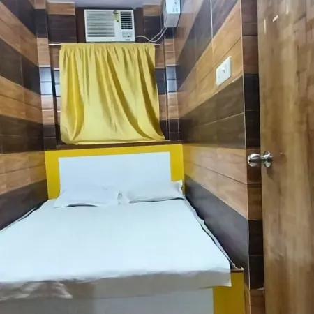 Baba Hotel and Guest House
