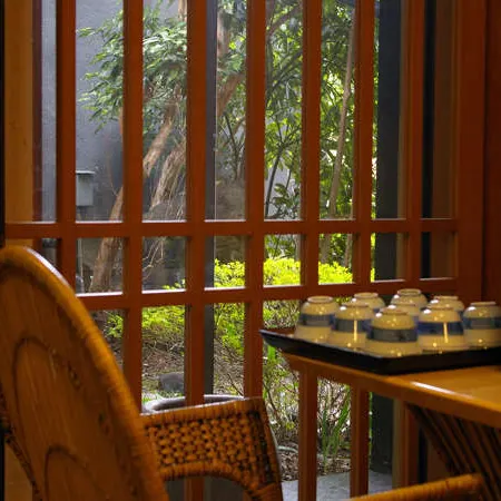 Yuraku Hotel