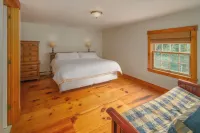 Mtn Views Colonial Home on Kingdom Trails! - Wifi