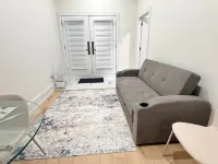 Bright & Comfortable Two-Bedroom Suite - Bungalow