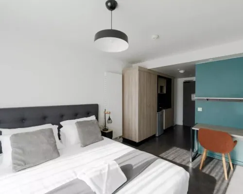 Slo Hostel Bordeaux Hotels in der Nähe von Kulturzentrum Darwin Ecosysteme