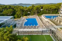 Family Hotel Adria - All Inclusive - Kolam Renang