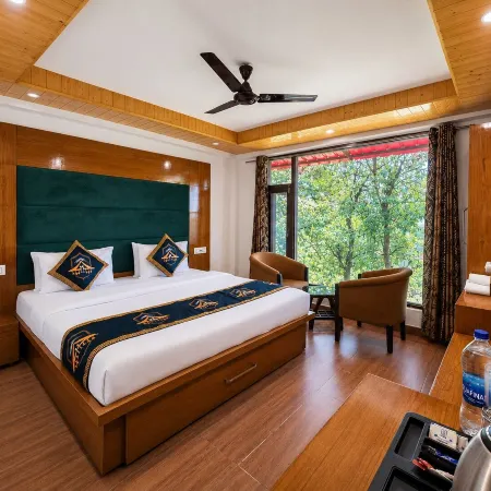 Kavin Highland - the Mall Hoteles en Distrito de Chamba