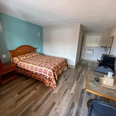 Red Carpet Inn Daytona Beach Các khách sạn gần Trung tâm mua sắm Destination Daytona