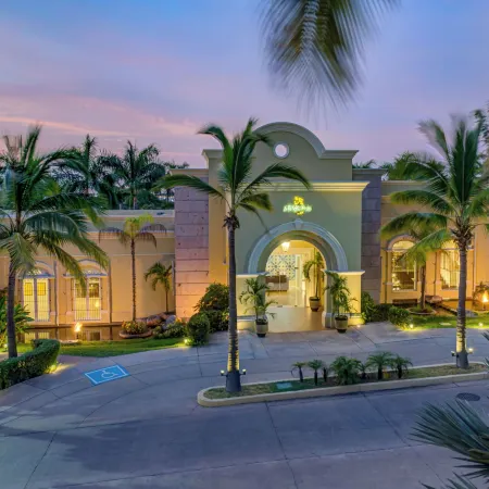 Pueblo Bonito Emerald Luxury Villas & Spa All Inclusive