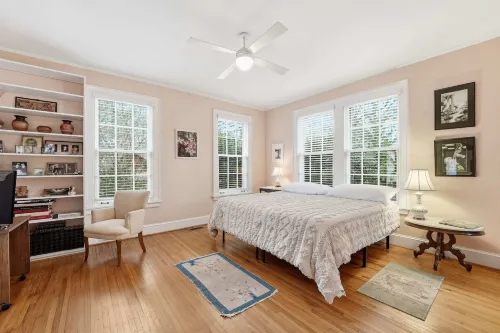 Classic 5BR Davidson Retreat Walk Downtown Pet-friendly -  Privatzimmer