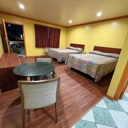 Sunrise Inn