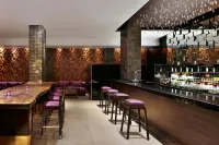 Courtyard by Marriott Chennai - ที่มีบาร์
