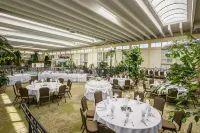 Wyndham Garden Fresno Yosemite Airport - spa