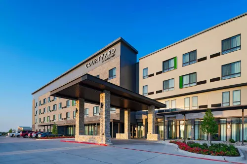 Courtyard Dallas Grand Prairie - Parkplatz