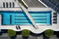 Four Points by Sheraton Panoramahaus Dornbirn - piscina